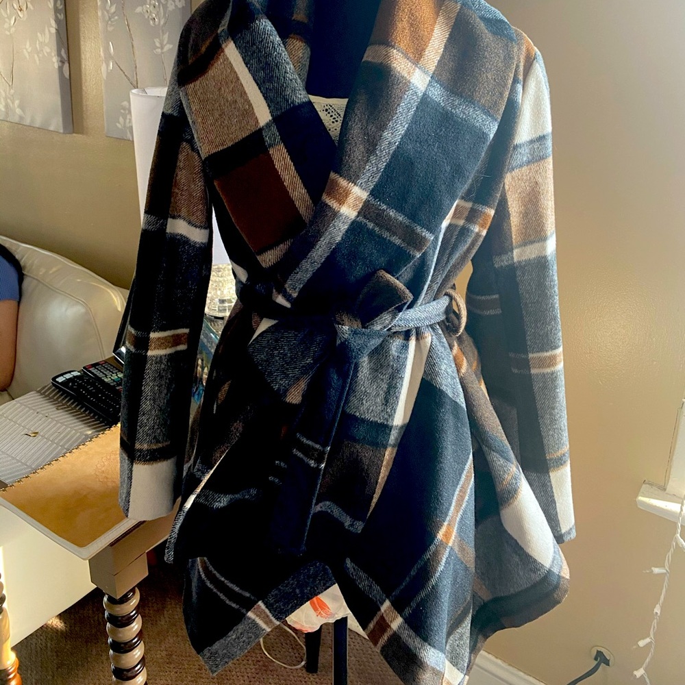 Plaid coat (25% off bundles)